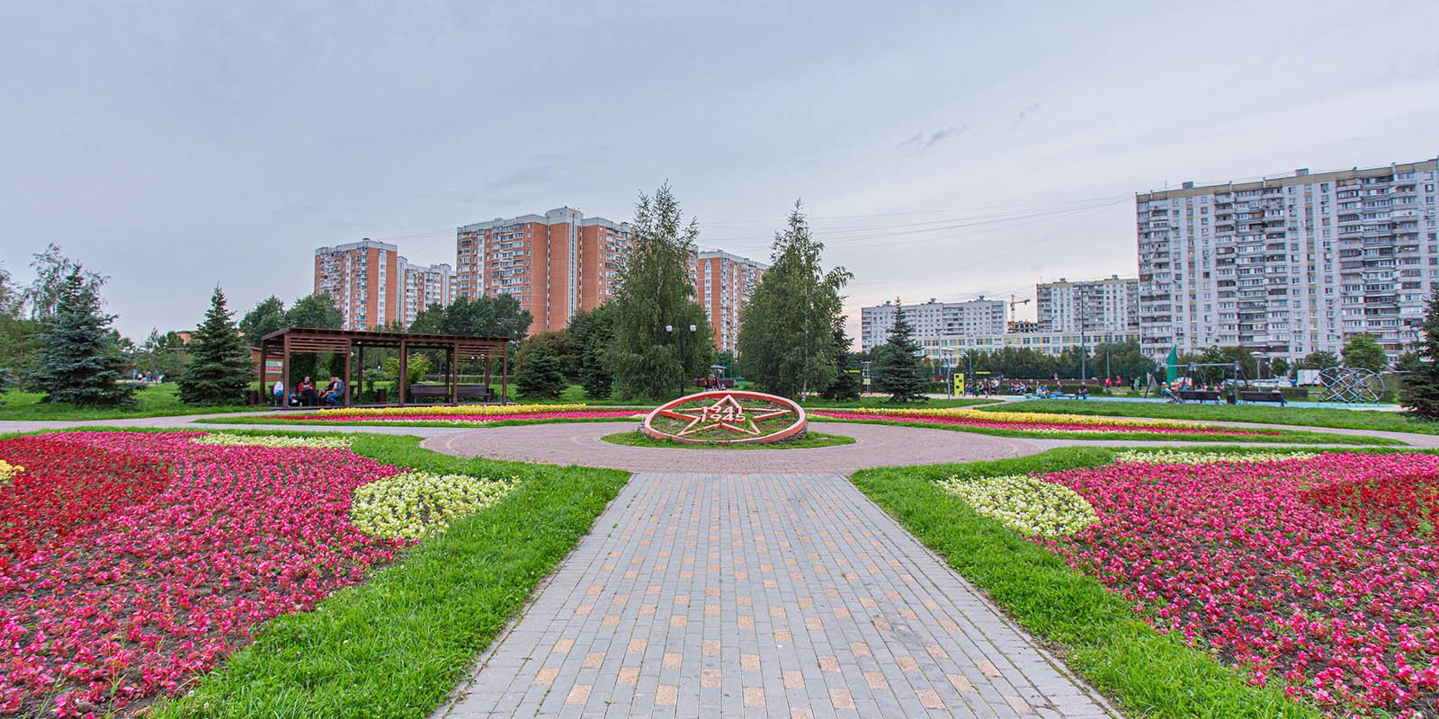 Вешняки москва. Парк Радуга Вешняки. Район Вешняки, парк 